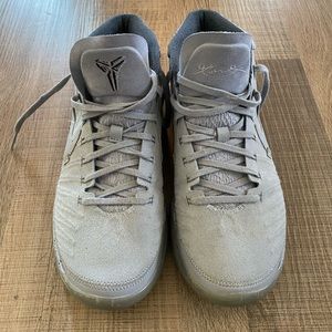 Nike Kobe A.D. Mid - 100% authentic